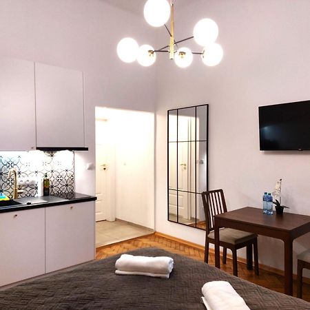 Unique Style Apartments Old Town - 25 Min From The Airport - By Homelike كراكوفيا المظهر الخارجي الصورة