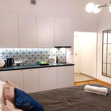 Unique Style Apartments Old Town - 25 Min From The Airport - By Homelike كراكوفيا المظهر الخارجي الصورة
